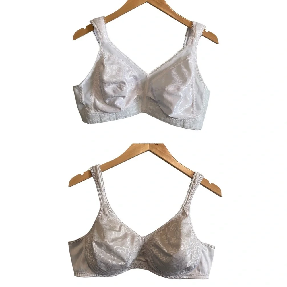 Playtex Bundle of Two Wireless 18 Hour Comfort Strap Bras Size 42B